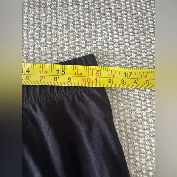 Women’s Barefoot dreams Malibu PJ set Medium - Picture 9 of 12